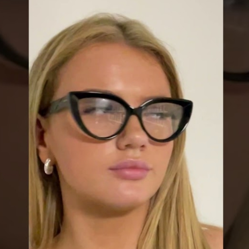 Gucci Cat Eye Eyeglasses - Picture 3 of 3